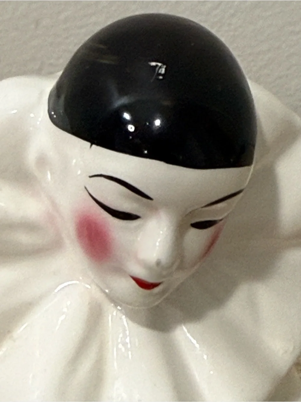 Vtg Ceramic Pierrot Clown Figurine 1980s Retro White Mime Harlequin Statue AS IS